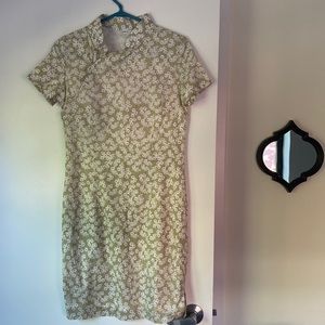 Light green floral qipao/ cheongsam